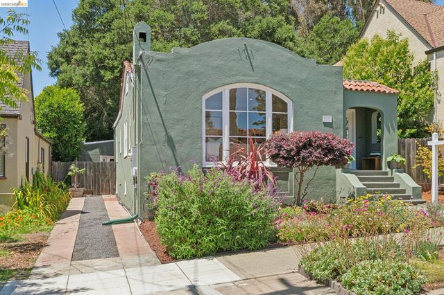 3101 Sheffield Ave, Oakland, CA 94602
