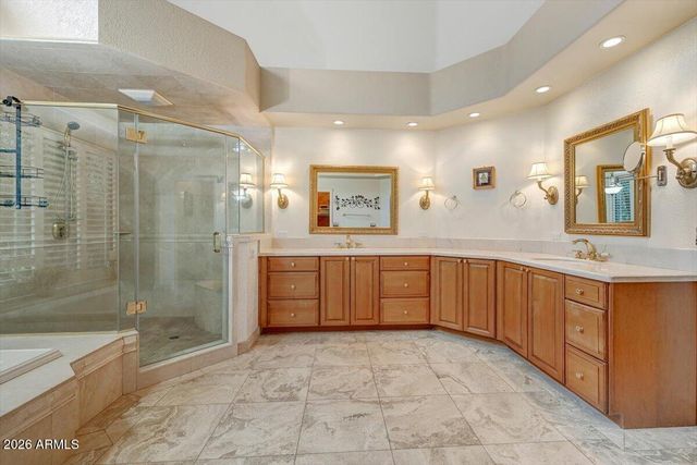 9790 N Invergordon Road, Paradise Valley, AZ 85253