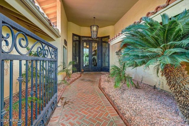 9790 N Invergordon Road, Paradise Valley, AZ 85253