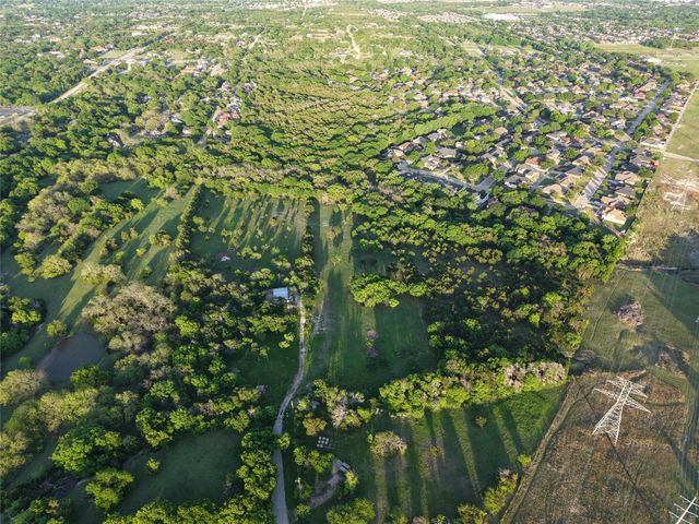 721 Rayburn Drive, Desoto, TX 75115