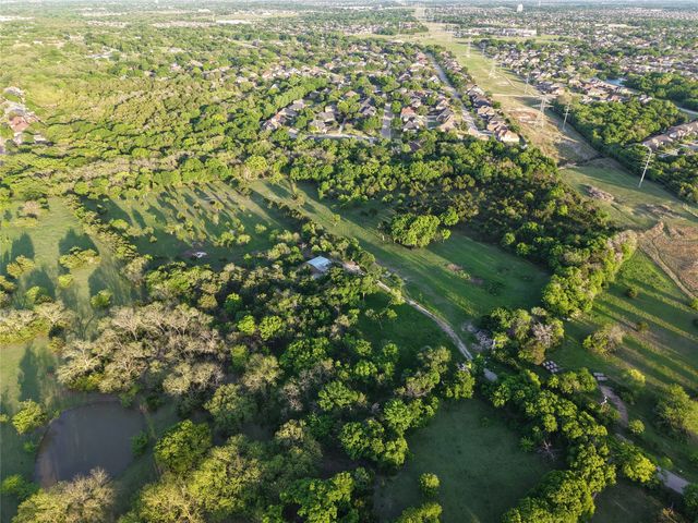 721 Rayburn Drive, Desoto, TX 75115
