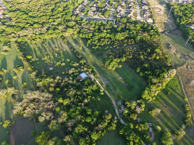 721 Rayburn Drive, Desoto, TX 75115