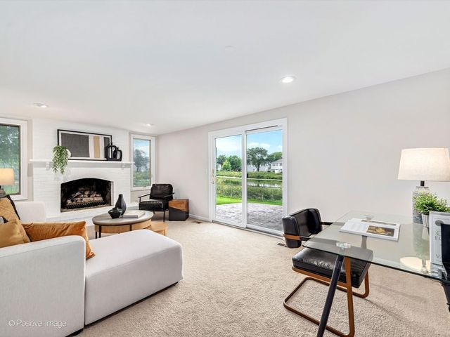 1139 Hampshire Court, Schaumburg, IL 60193