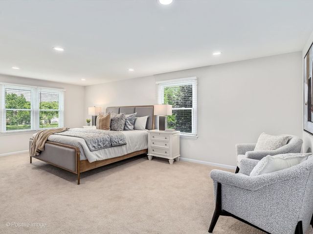1139 Hampshire Court, Schaumburg, IL 60193