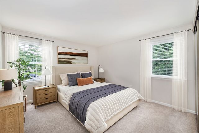 1139 Hampshire Court, Schaumburg, IL 60193