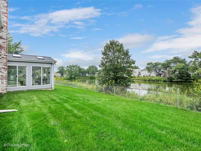1139 Hampshire Court, Schaumburg, IL 60193