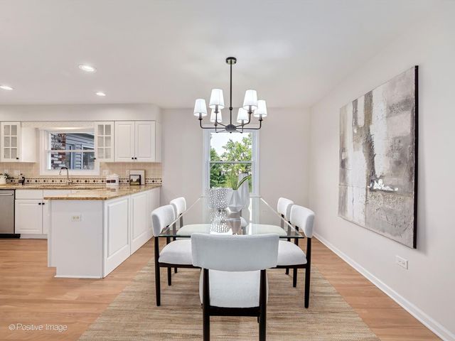 1139 Hampshire Court, Schaumburg, IL 60193