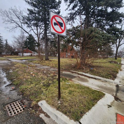 15778 SOUTHFIELD Freeway, Detroit, MI 48223