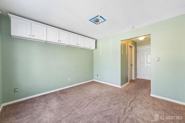 1036 Waterford Drive, Edison, NJ 08817