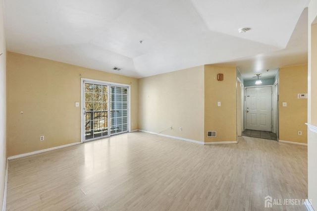 1036 Waterford Drive, Edison, NJ 08817