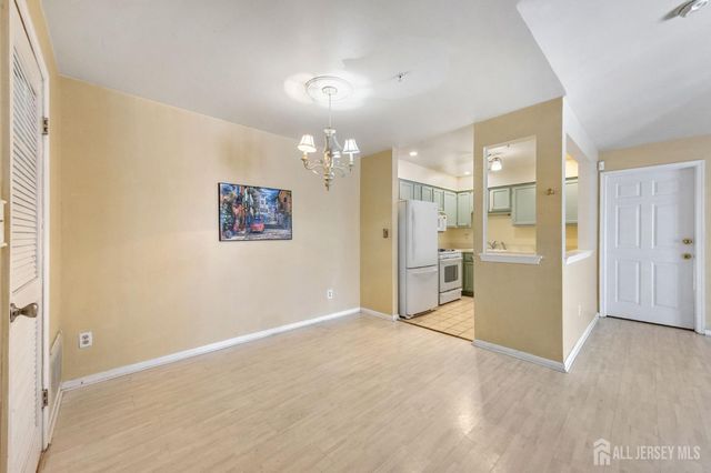 1036 Waterford Drive, Edison, NJ 08817