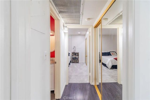 2260 N North Cahuenga Boulevard 302, Los Angeles, CA 90068