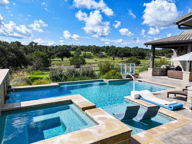 47 Muirfield, Boerne, TX 78006