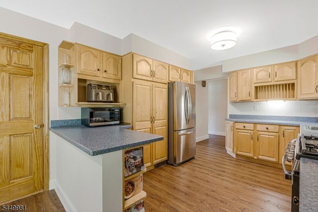321 Ascot Ln, Bridgewater Twp., NJ 08807