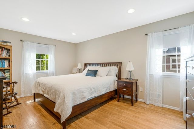 321 Ascot Ln, Bridgewater Twp., NJ 08807