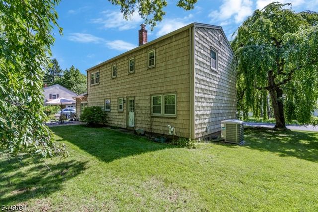 321 Ascot Ln, Bridgewater Twp., NJ 08807