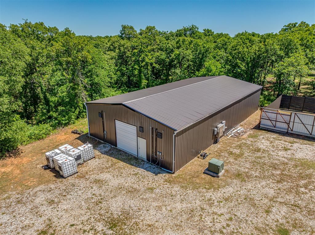 Image 1 of property listing at 22085 Melissa Lane, Harrah, OK 73045