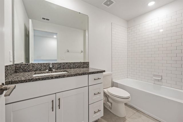 4607 TUSCAN LOON DRIVE, Tampa, FL 33619