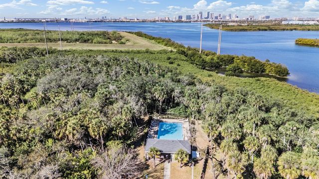 4607 TUSCAN LOON DRIVE, Tampa, FL 33619