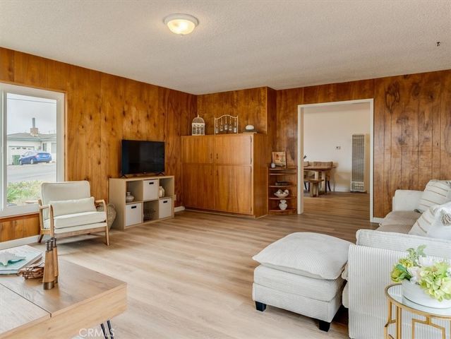 670 Olive Street, Morro Bay, CA 93442