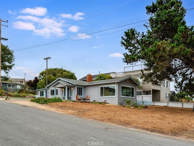 670 Olive Street, Morro Bay, CA 93442
