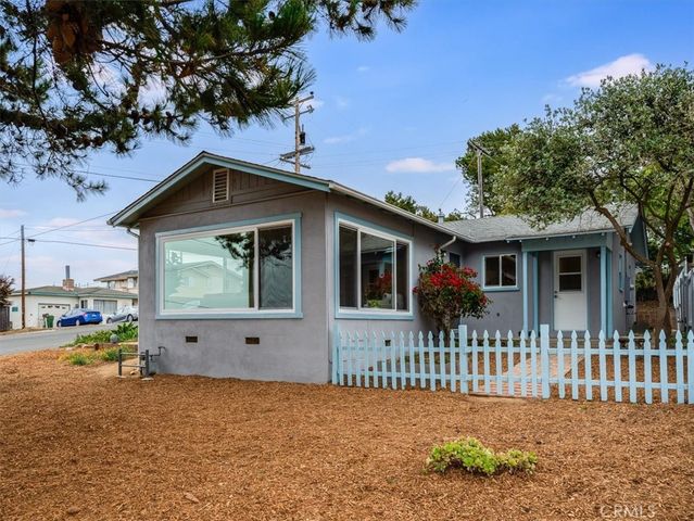 670 Olive Street, Morro Bay, CA 93442