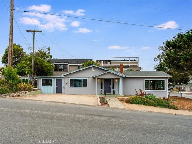 670 Olive Street, Morro Bay, CA 93442