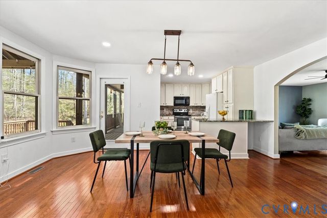 7040 Old Roxbury Rd, New Kent, VA 23141