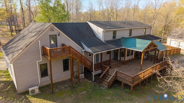 7040 Old Roxbury Rd, New Kent, VA 23141