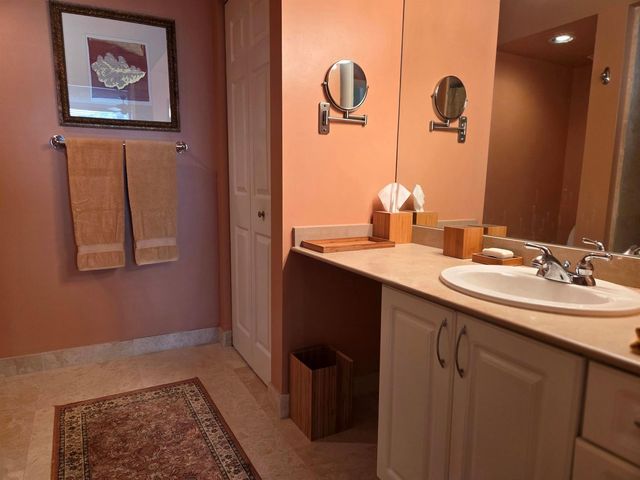 3606 S Ocean Boulevard 303, Highland Beach, FL 33487