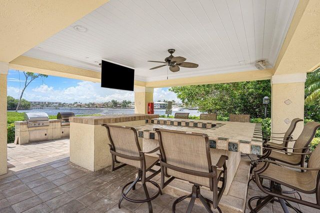 3606 S Ocean Boulevard 303, Highland Beach, FL 33487