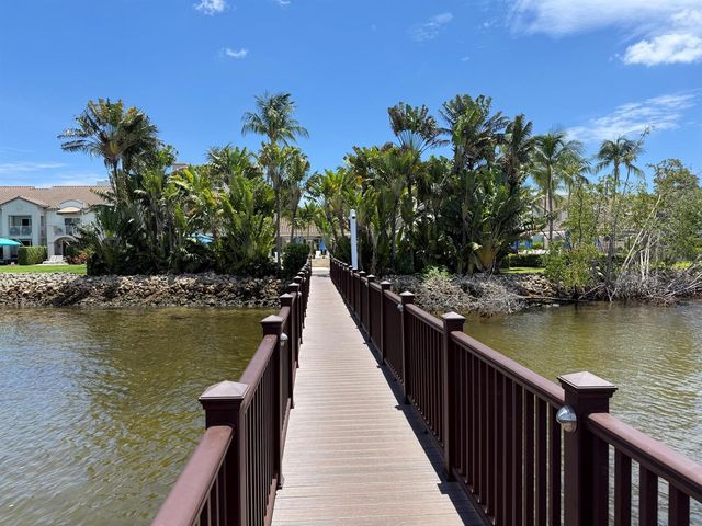 3606 S Ocean Boulevard 303, Highland Beach, FL 33487