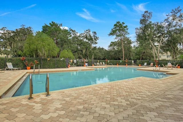 15836 FISHHAWK FALLS DRIVE, Lithia, FL 33547