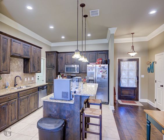 6964 Emerald Bay Loop, Shreveport, LA 71107