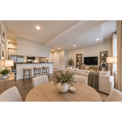 888 S Michigan Avenue 601, Chicago, IL 60605