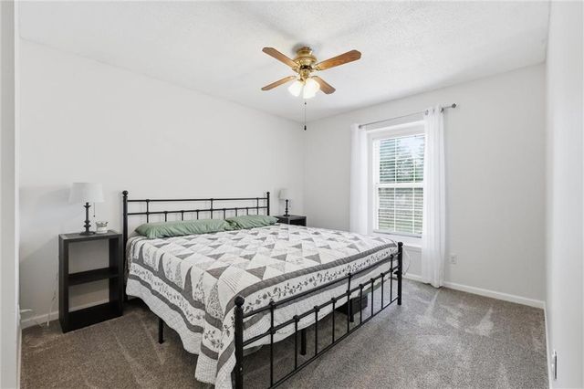 1906 Choctaw Drive, Greenwood, MO 64034