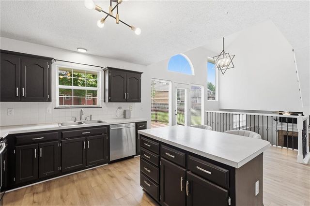 1906 Choctaw Drive, Greenwood, MO 64034