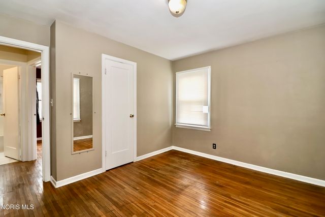 1532 Gould Road, Toledo, OH 43612