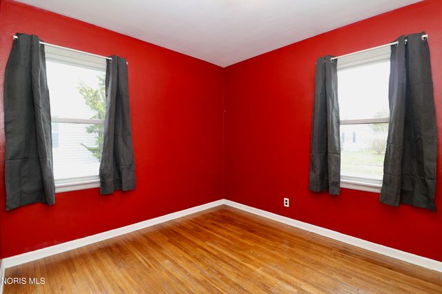 1532 Gould Road, Toledo, OH 43612