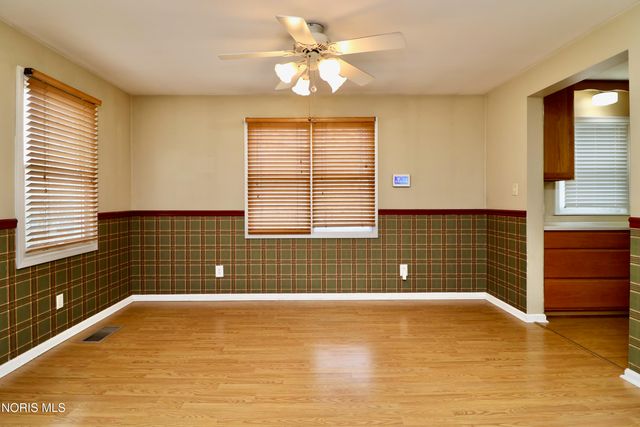 1532 Gould Road, Toledo, OH 43612