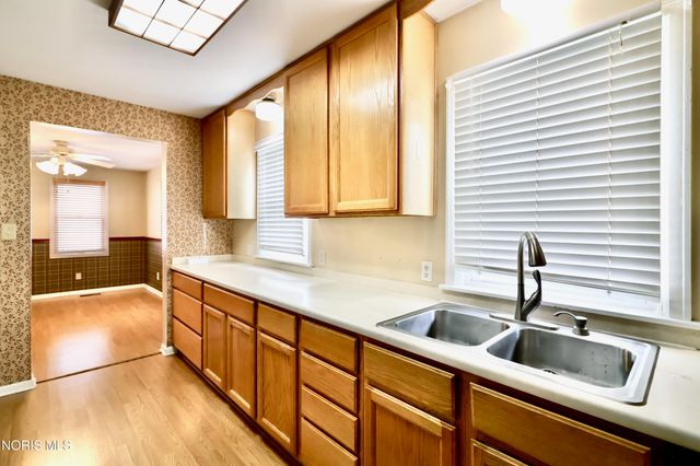 1532 Gould Road, Toledo, OH 43612