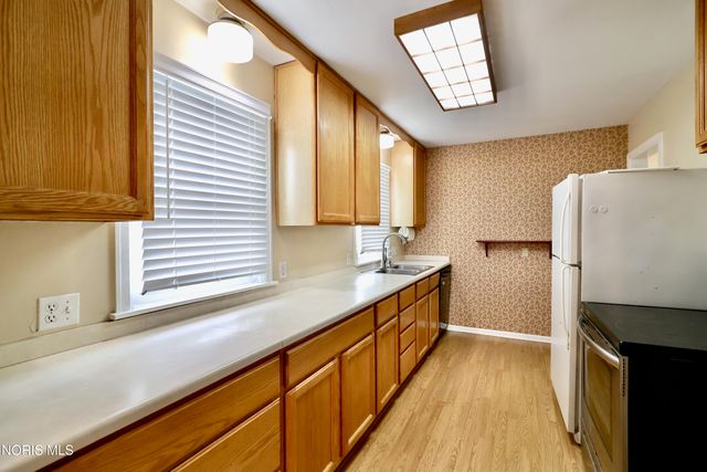 1532 Gould Road, Toledo, OH 43612