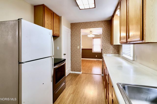 1532 Gould Road, Toledo, OH 43612