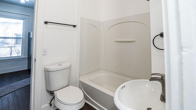 1222 Wealthy Street Se, City Of Grand Rapids, MI 49506