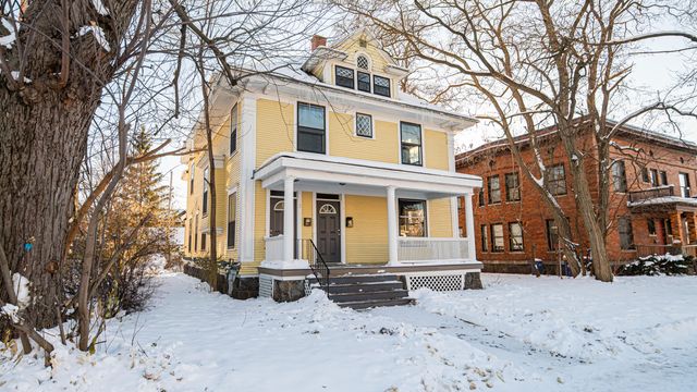 1222 Wealthy Street Se, City Of Grand Rapids, MI 49506