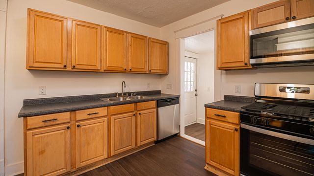 1222 Wealthy Street Se, City Of Grand Rapids, MI 49506