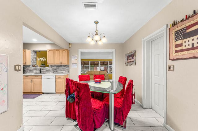 305 Henthorne Drive, Palm Springs, FL 33461