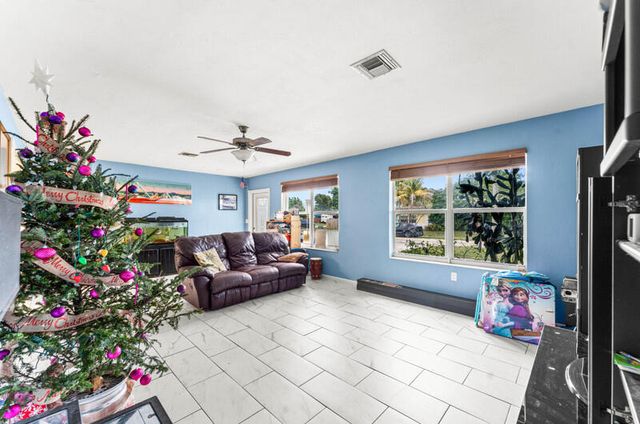 305 Henthorne Drive, Palm Springs, FL 33461