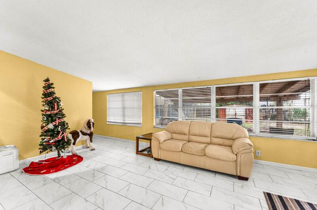 305 Henthorne Drive, Palm Springs, FL 33461