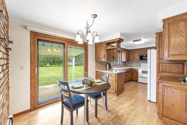 1683 WESTFIELD AVENUE, Green Bay, WI 54303